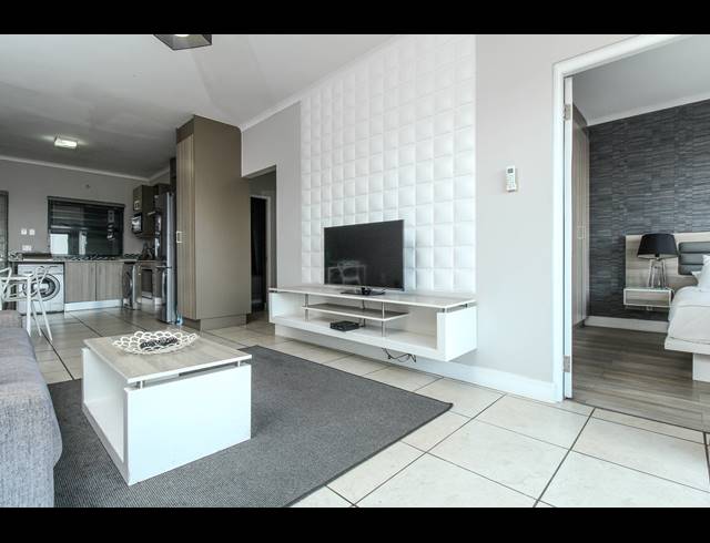 2 BEDROOM APARTMENT SOLD IN RIVONIA